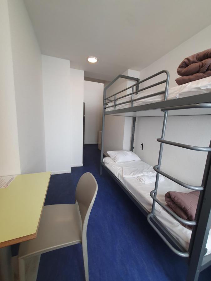 Auberge De Jeunesse Hi Nice Les Camelias חדר תמונה
